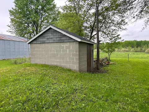 Exterior - 2017 S M-30, Gladwin, MI 48624 photo 9 of 14