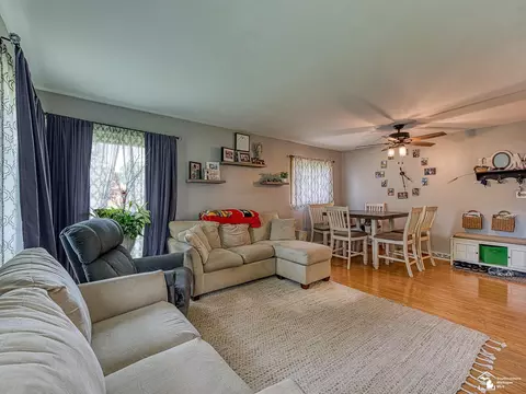 405 Richards, Monroe, MI 48162 photo 8