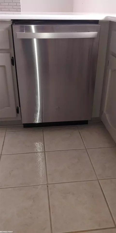 2339 Michael, Sterling Heights, MI 48310 photo 14