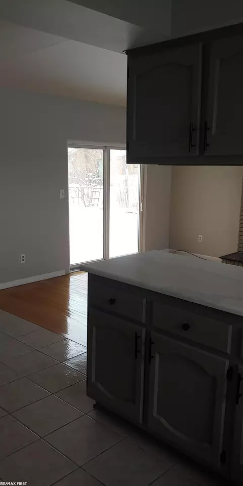 2339 Michael, Sterling Heights, MI 48310 photo 16