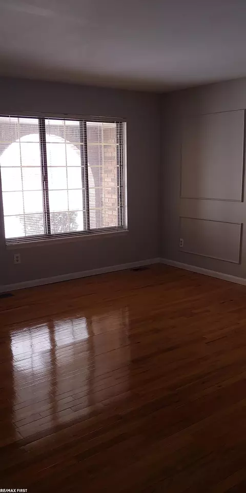 2339 Michael, Sterling Heights, MI 48310 photo 7