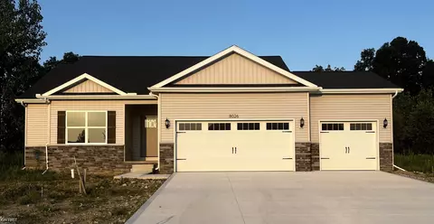 8026 Bradbury, Grand Blanc, MI 48439