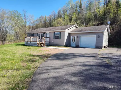 4541 Us2, Iron River, MI 49935
