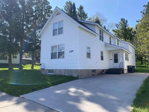 227 E Pne, Ironwood, MI 49938