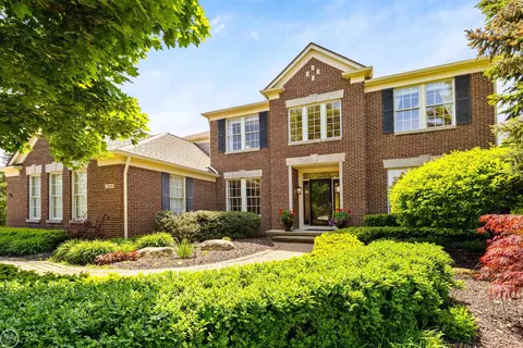 2463 Selkirk, Oakland Township, MI 48306
