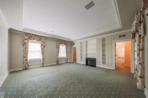 Bedroom - 180 Provencal, Grosse Pointe Farms, MI 48236 photo 2 of 7