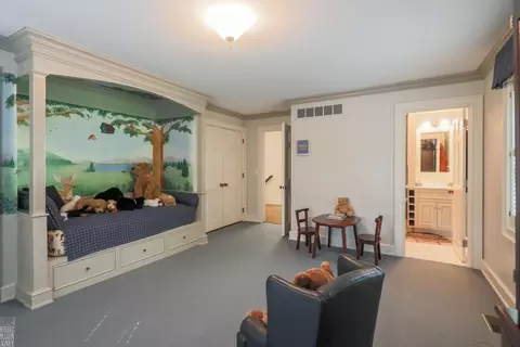 Bedroom - 180 Provencal, Grosse Pointe Farms, MI 48236 photo 6 of 7