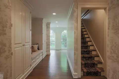 Entry Way - 180 Provencal, Grosse Pointe Farms, MI 48236 photo 8 of 21