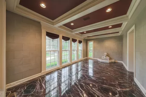 Living - 180 Provencal, Grosse Pointe Farms, MI 48236 photo 5 of 11