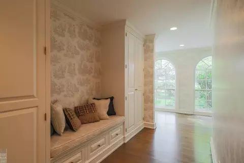 Entry Way - 180 Provencal, Grosse Pointe Farms, MI 48236 photo 9 of 21
