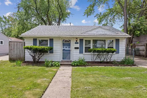 35561 Glen, Westland, MI 48186