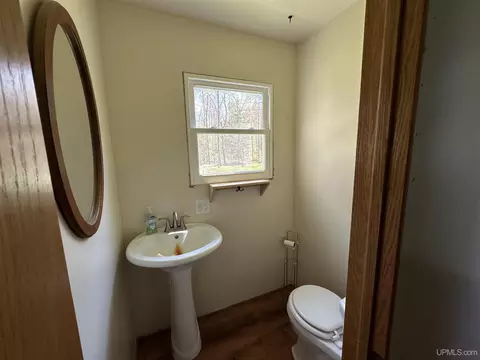 Bath - 30141 Co Rd 581, Ishpeming, MI 49849 photo 5 of 5