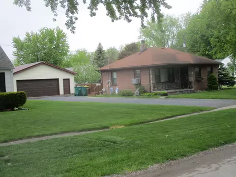 1225 N Erie, Bay City, MI 48706