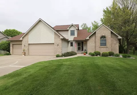 3191 Woodvalley, Flushing, MI 48433