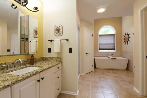 3191 Woodvalley, Flushing, MI 48433 photo 21