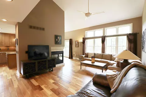 3191 Woodvalley, Flushing, MI 48433 photo 6