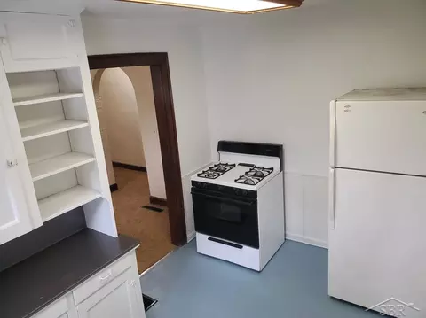 Kitchen - 8459 E Monroe Rd, Wheeler, MI 48662 photo 2 of 2