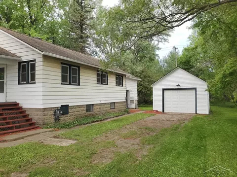Exterior - 8459 E Monroe Rd, Wheeler, MI 48662 photo 2 of 3