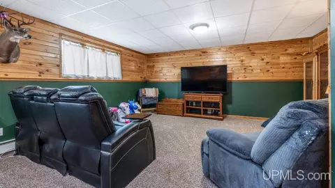 23 Sandy, Gladstone, MI 49837 photo 20