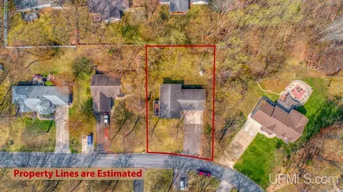 23 Sandy, Gladstone, MI 49837 photo 5