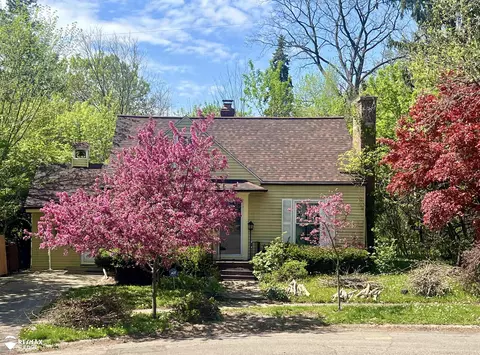 2767 Golfside, Flint, MI 48504