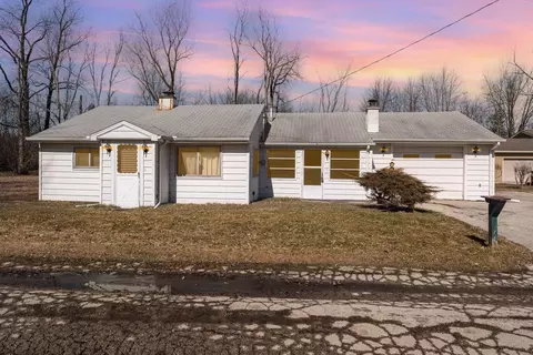 3853 E Gorene, Bay City, MI 48706