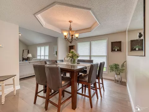 Dining - 635 N Roessler, Monroe, MI 48162 photo 2 of 3
