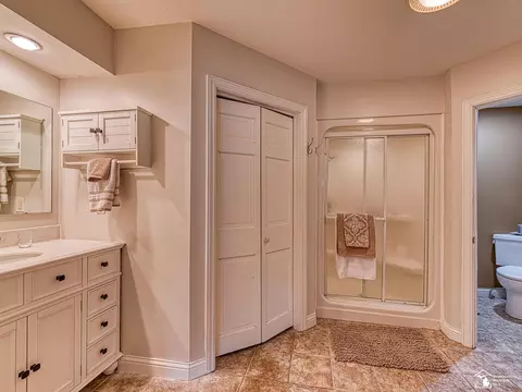 Bath - 635 N Roessler, Monroe, MI 48162 photo 2 of 5