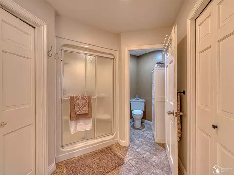 Bath - 635 N Roessler, Monroe, MI 48162 photo 4 of 5