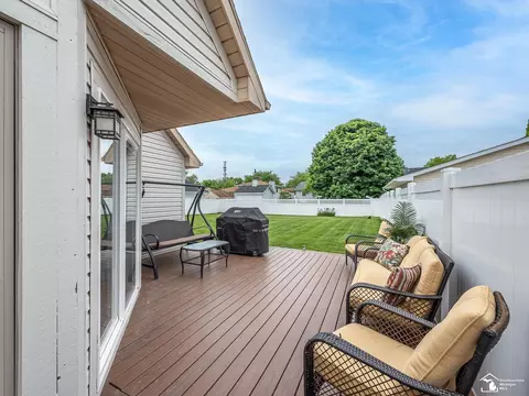 Exterior - 635 N Roessler, Monroe, MI 48162 photo 1 of 7