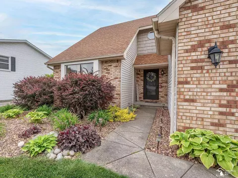 Exterior - 635 N Roessler, Monroe, MI 48162 photo 7 of 7