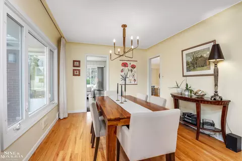 Dining - 50 Hampton, Grosse Pointe Shores, MI 48236 photo 1 of 3