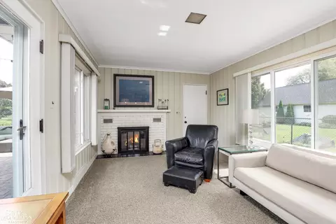 Living - 50 Hampton, Grosse Pointe Shores, MI 48236 photo 4 of 4
