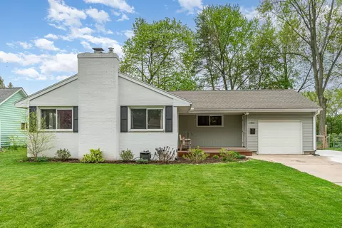 1412 Scott, Midland, MI 48642