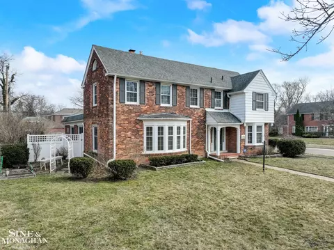 Exterior - 606 Pemberton, Grosse Pointe Park, MI 48230 photo 11 of 20