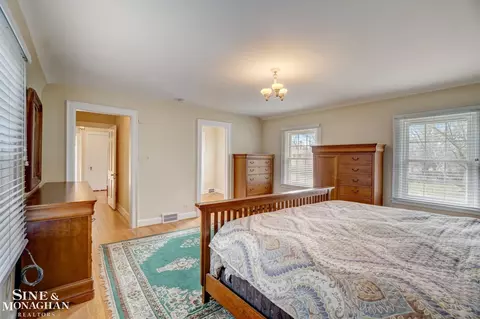 Bedroom - 606 Pemberton, Grosse Pointe Park, MI 48230 photo 3 of 8