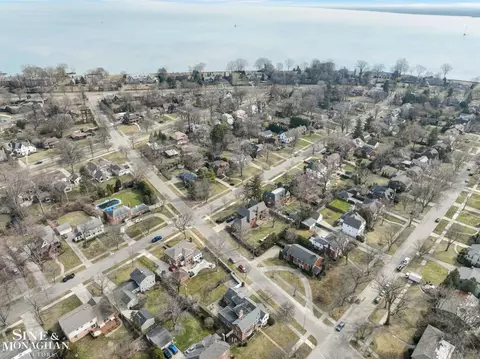 View/Area - 606 Pemberton, Grosse Pointe Park, MI 48230 photo 8 of 13