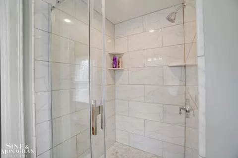 Bath - 606 Pemberton, Grosse Pointe Park, MI 48230 photo 4 of 8