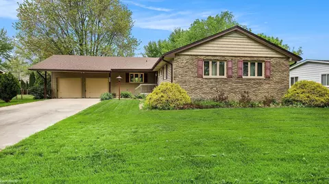 564 Sixth, Marysville, MI 48040