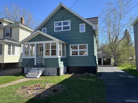 117 E Michigan, Ironwood, MI 49938