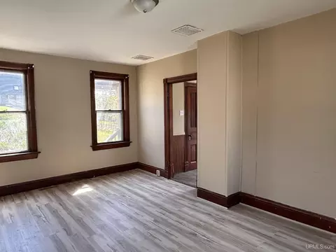 20909 Third, Hancock, MI 49930 photo 6