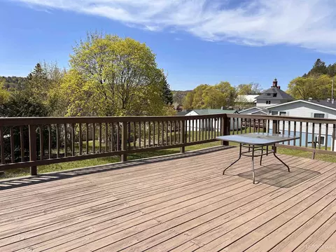20909 Third, Hancock, MI 49930 photo 11