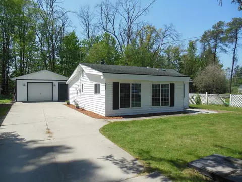 4475 Filter, Harrison, MI 48625