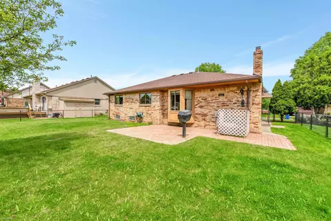 14930 Jacobs, Warren, MI 48088 photo 25
