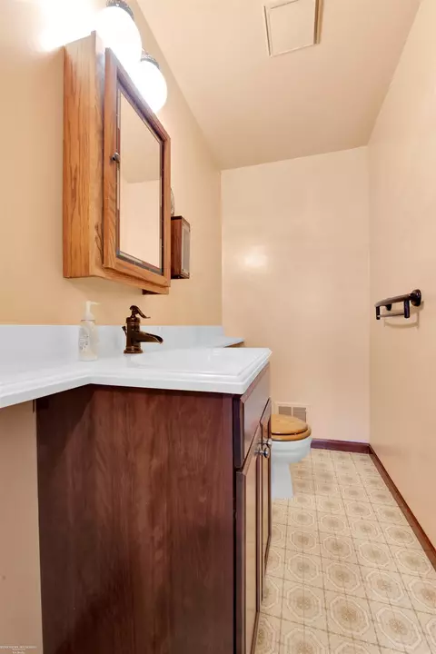14930 Jacobs, Warren, MI 48088 photo 20