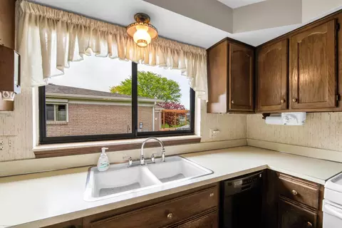 14930 Jacobs, Warren, MI 48088 photo 8
