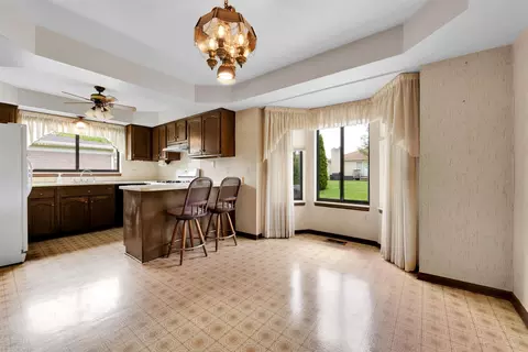 14930 Jacobs, Warren, MI 48088 photo 6
