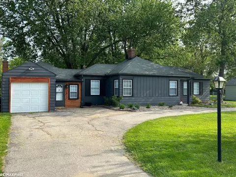 22823 Phelps, Clinton Township, MI 48036