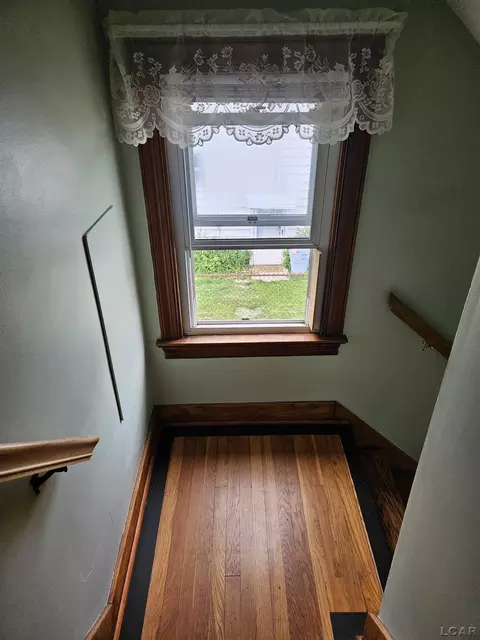Entry Way - 145 Maple, Monroe, MI 48162 photo 2 of 2