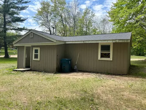 4314 Eagleson, Gladwin, MI 48624 photo 12